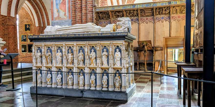Sarcophagus of Queen Margrethe I